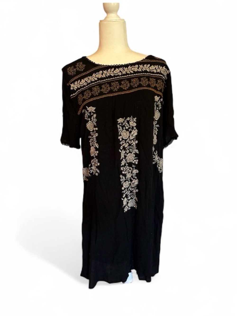 Knox Rose Black Dress with Cream Floral Embroidery size L